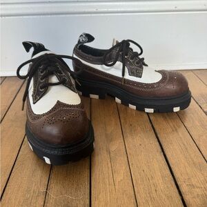 Vintage Y2K London Underground Punk Brown and White Wingtip Oxford Creepers 7